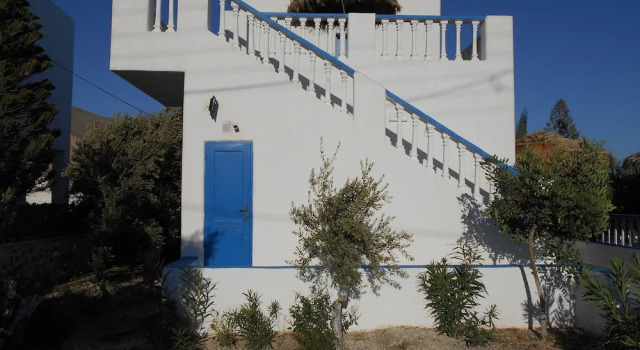Studios Apartments Kapetanios