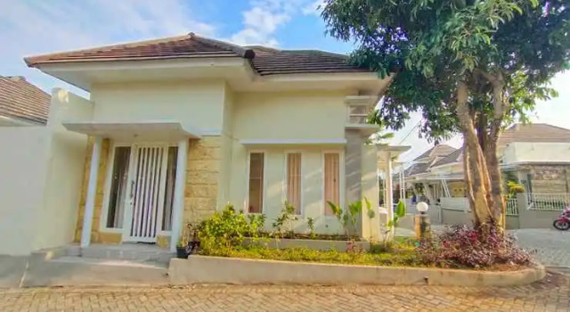 Villa Permata C10 by N2K