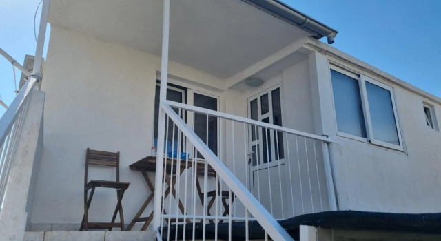 Apartment Pocrnja in Rogoznica