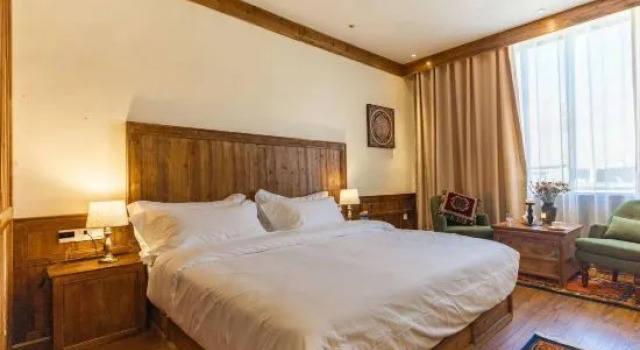 Kangding Xinduqiao Kawa House, Varaa Hotelli Hotellit Sichuan pysäköinnillä, Pysäköinti
