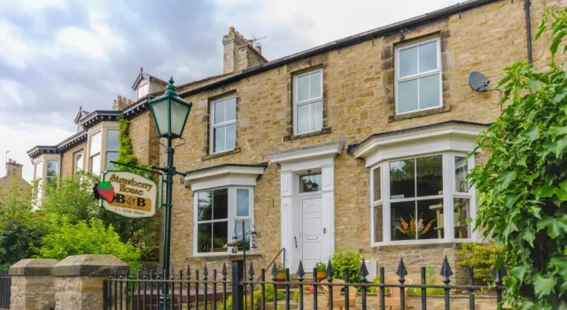 Strawberry House, Забронировать Отель Ричмонд Yorkshire Dales, рядом с Развлекательный центр The Station
