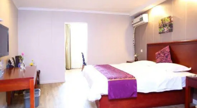 Двухместный номер Superior GreenTree Inn Wuxi Guangrui Road Hotel