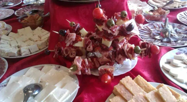 Hotel Sirmium, Buchen Sie Hotel Sremska Mitrovica Vojvodina