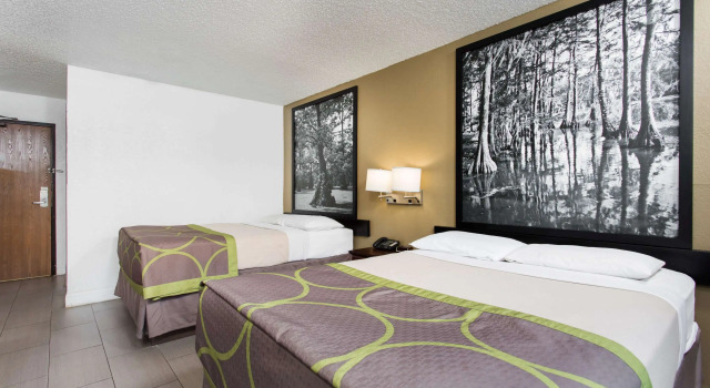 Super 8 by Wyndham Greensboro/Coliseum/Conv, Забронировать Отель Гринсборо Северная Каролина, рядом с Торговый центр Four Seasons