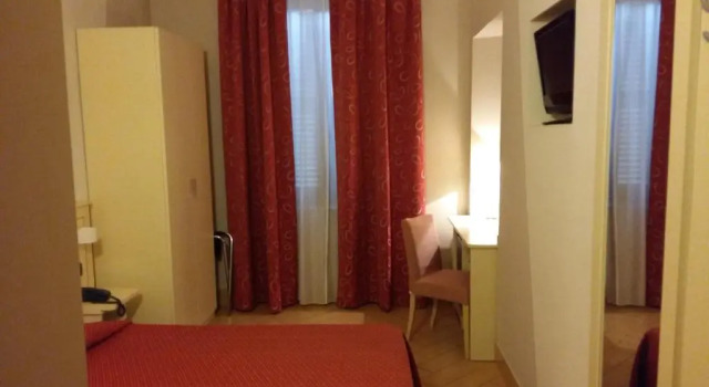 Camera Standard Hotel Cavour