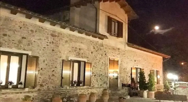 House With 5 Bedrooms in Ogassa, With Terrace and Wifi, Prenota Hotel Hotel a Ripolles con parcheggio, Parcheggio