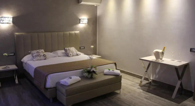 Полулюкс с балконом Hotel Aquila