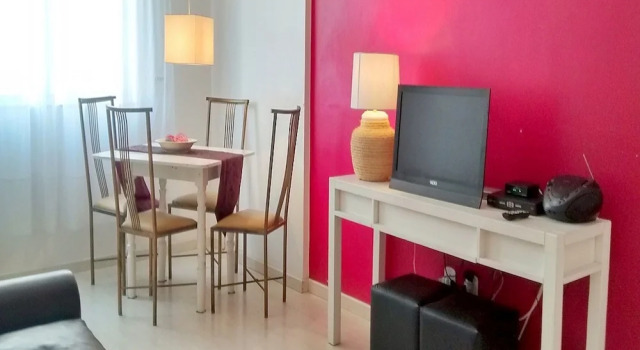 2 Bedroom Condo by Copacabana Beach, Забронировать Апартаменты/квартира Апартаменты Рио-де-Жанейро, рядом с Chacrinha Park, Апартаменты/квартира