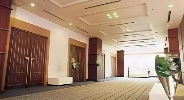 Cypress Garden Hotel, Rezerwuj Hotel Nagoja Nagoya