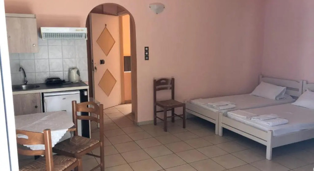 Трёхместный номер Standard Isidora Hotel
