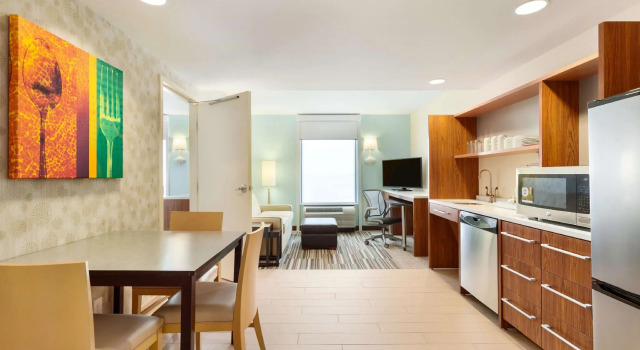 Двухместный люкс c 1 комнатой Home2 Suites by Hilton Fargo