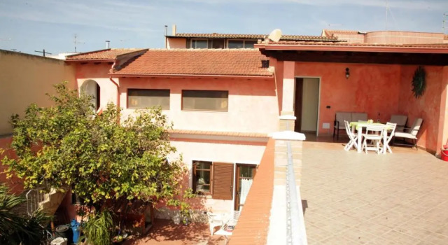 Апартаменты L'Isola Felice Apartment