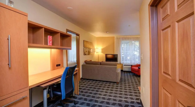 Двухместный люкс c 1 комнатой TownePlace Suites Colorado Springs