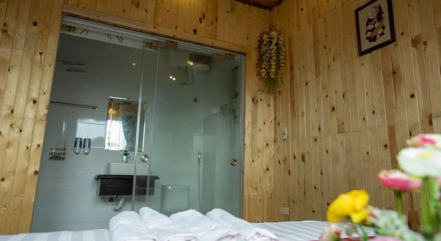 Hang Mua Bamboo Homestay