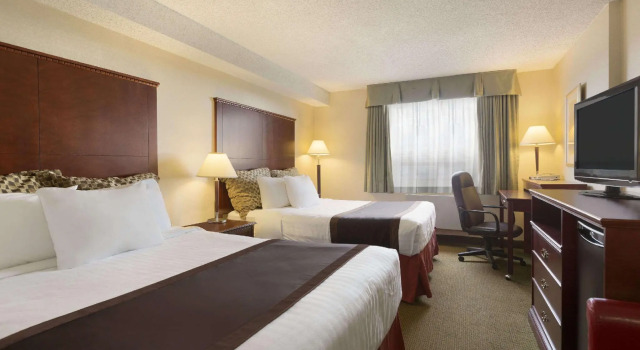 Четырёхместный номер Business Red Roof Inn PLUS Vancouver Airport