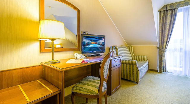 Двухместный номер Standard с балконом Hotel Delfin Spa&wellness