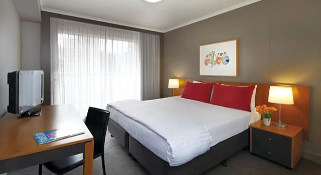 Апартаменты Premier с 3 комнатами Adina Apartment Hotel Sydney Town Hall