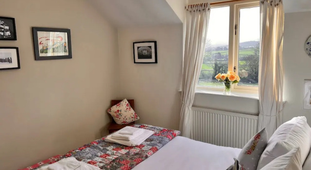 Charming 3 Bedroom Family Cottage - Dogs Welcome, Book Feriehus Llangoed Anglesey