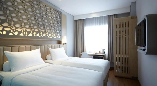 Superior Twin room ibis Styles Cikarang