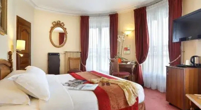 Полулюкс с видом на город The Originals City Hotel Paix Republique