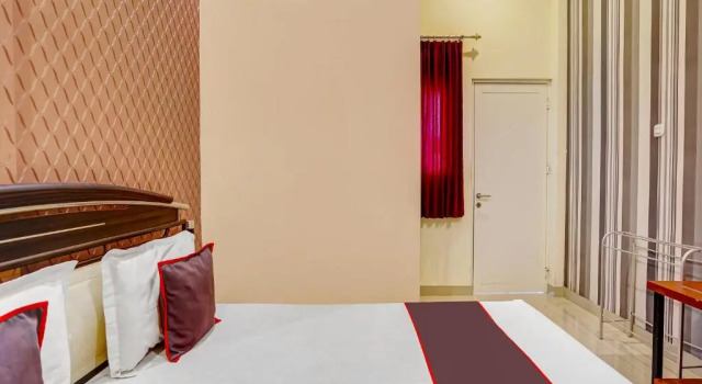 Collection O 91183 Hotel Bahagia Sampang
