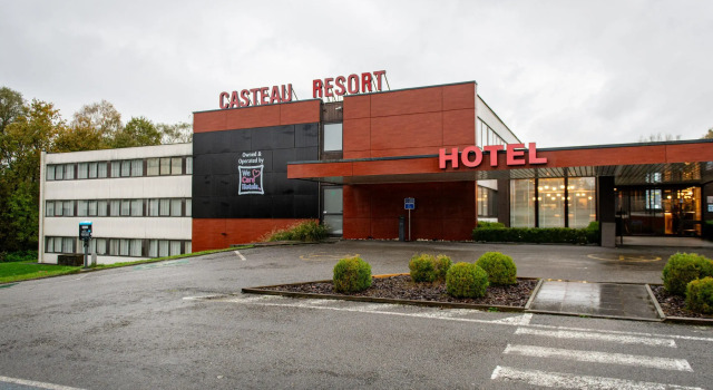 Best Western Plus Hotel Casteau Resort Mons, Varaa Lomakeskus  