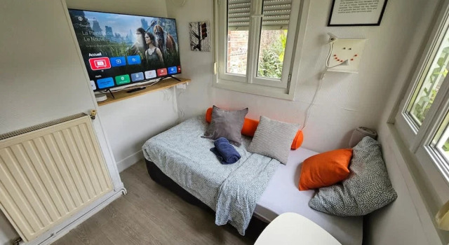 Les Glycines - Studio 9m2 Cosy et Reposant 1p, Reservar Hotel Arras Artois