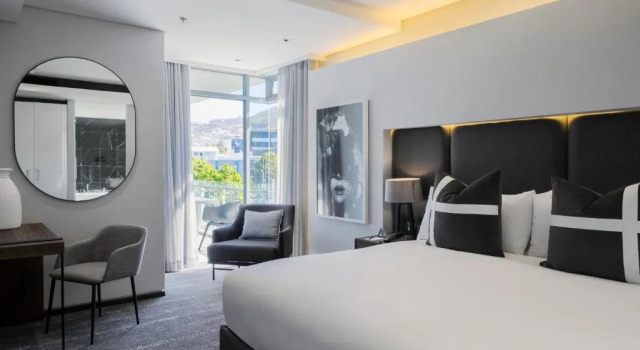 Люкс с 2 комнатами The Capital 15 on Orange Hotel & Spa