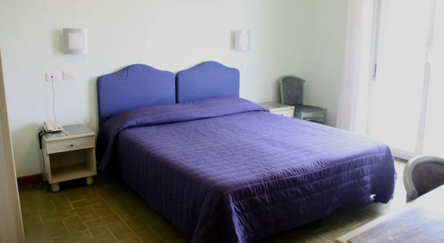 Трёхместный номер Standard с балконом Alba Hotel