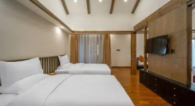 Семейный люкс Deluxe Pomegranate Homestay