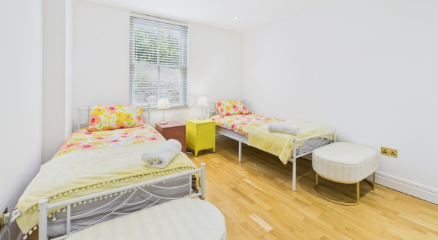 Коттедж с 5 комнатами Harvax House