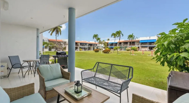 Апартаменты Playas Del Yunque Condo: Pool & Beach Access