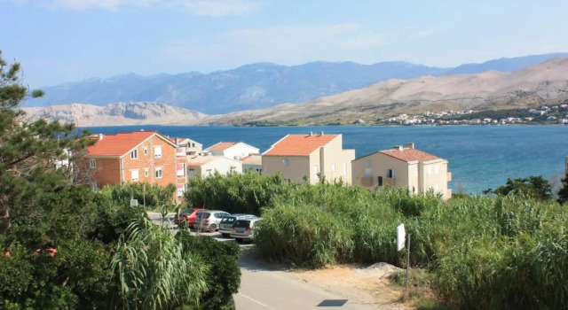 Апартаменты с 2 комнатами с балконом и с видом на море Apartments Jesen Augustin
