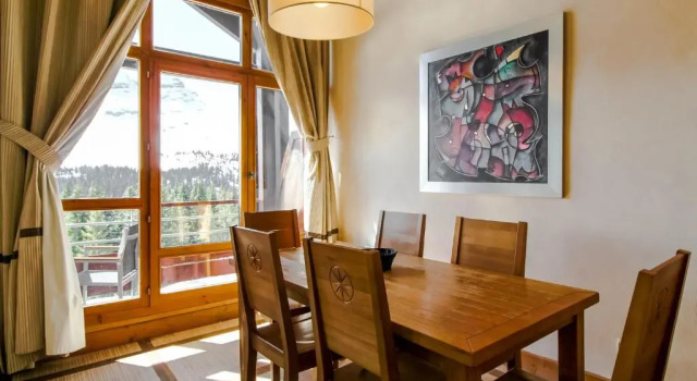 Private penthouse 2-bed Apartment, ski in and out in 5* Flaine Residence, Забронировать Апартаменты/квартира Отели Флен с бассейном, рядом с Горнолыжный подъемник Тет де Вер, Бассейн