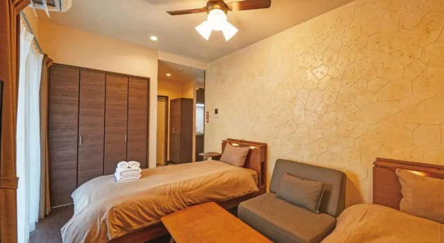 Двухместный номер Standard с балконом Terrace Resort Mihama Chatan