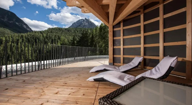 Люкс Hotel Arnica Scuol