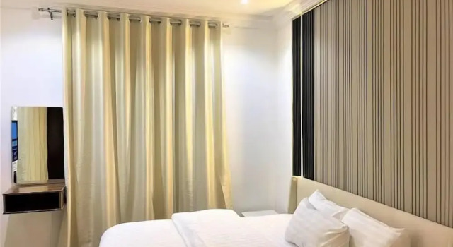 Bizzare Luxury Apartment