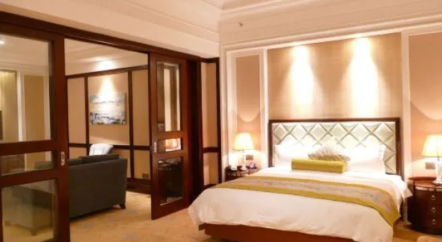 Люкс Superior Noble Hotel
