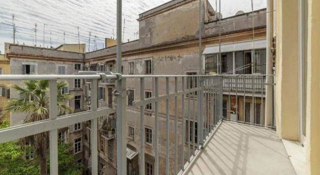Rione Prati Elegant Apartment With Balcony, Забронировать Апартаменты/квартира Апартаменты Лацио, Апартаменты/квартира