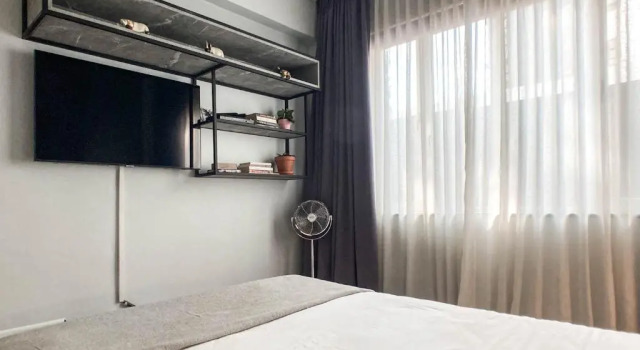 Stylish Apartment in heart of Rosebank, Boek Appartement Rosebank 