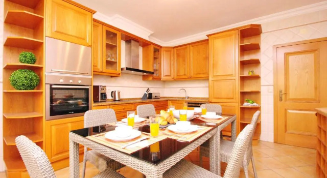 Вилла Villa Florença - com Piscina Aquecível e BBQ em Albufeira