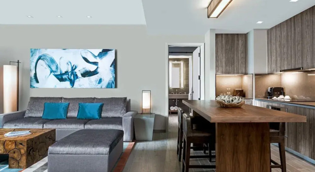 EAST Miami Residences, Varaa Hotelli Hotellit Miami Beach uima-altaalla, Uima-allas