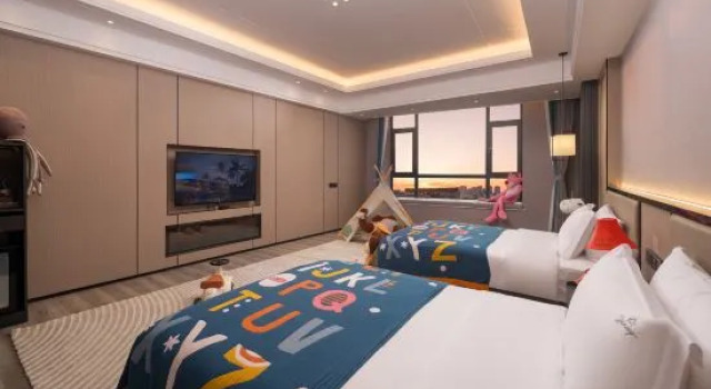 Семейный тент Wilderness Hotel