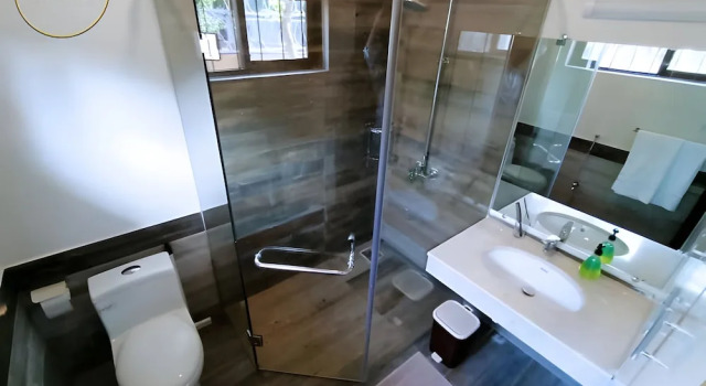 Четырёхместный номер Deluxe Grand Peace House II