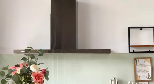 Четырёхместный номер Standard с балконом и с видом на горы Still Hills Inn