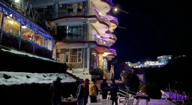 Hotel Victoriya Palace,Mcleod Ganj, Забронировать Отель Отели штата Химачал-Прадеш с завтраком, Завтраки