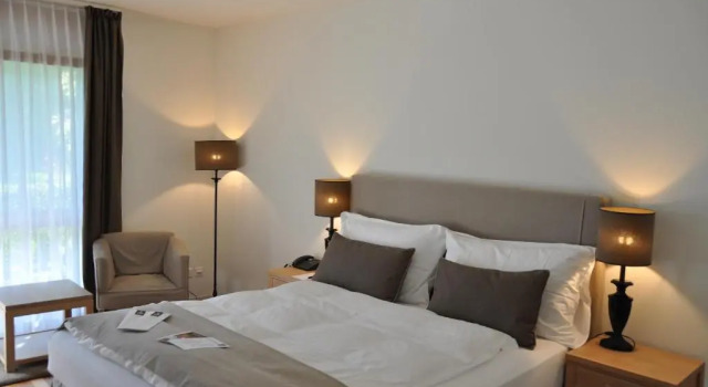 Двухместный номер Classic с балконом Hotel Schloss Hünigen