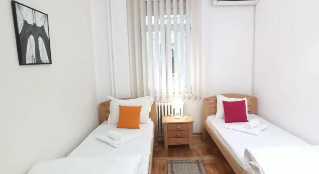NEW CENTER 4 BDR For 6 / 1min from Republic square, Забронировать Отель Белград Центральная Сербия, рядом с Кафедральный собор в Белграде