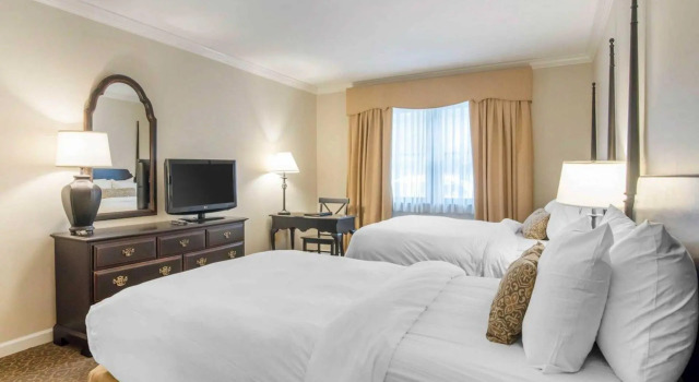 Двухместный номер Standard The Century House Latham - North Albany, an Ascend Collection Hotel