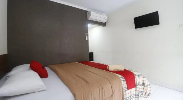 RedDoorz @ Jalan Pangeran Antasari Lampung, Book Hotel Bandar Lampung Sumatra